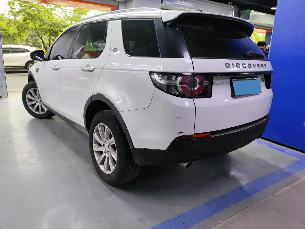 2018 Land Rover Discovery Sport 2.0T 200HP L4 9AT,autocango,china used car exporter,china ev exporter,chinese used car exporter,chinese used ev exporter