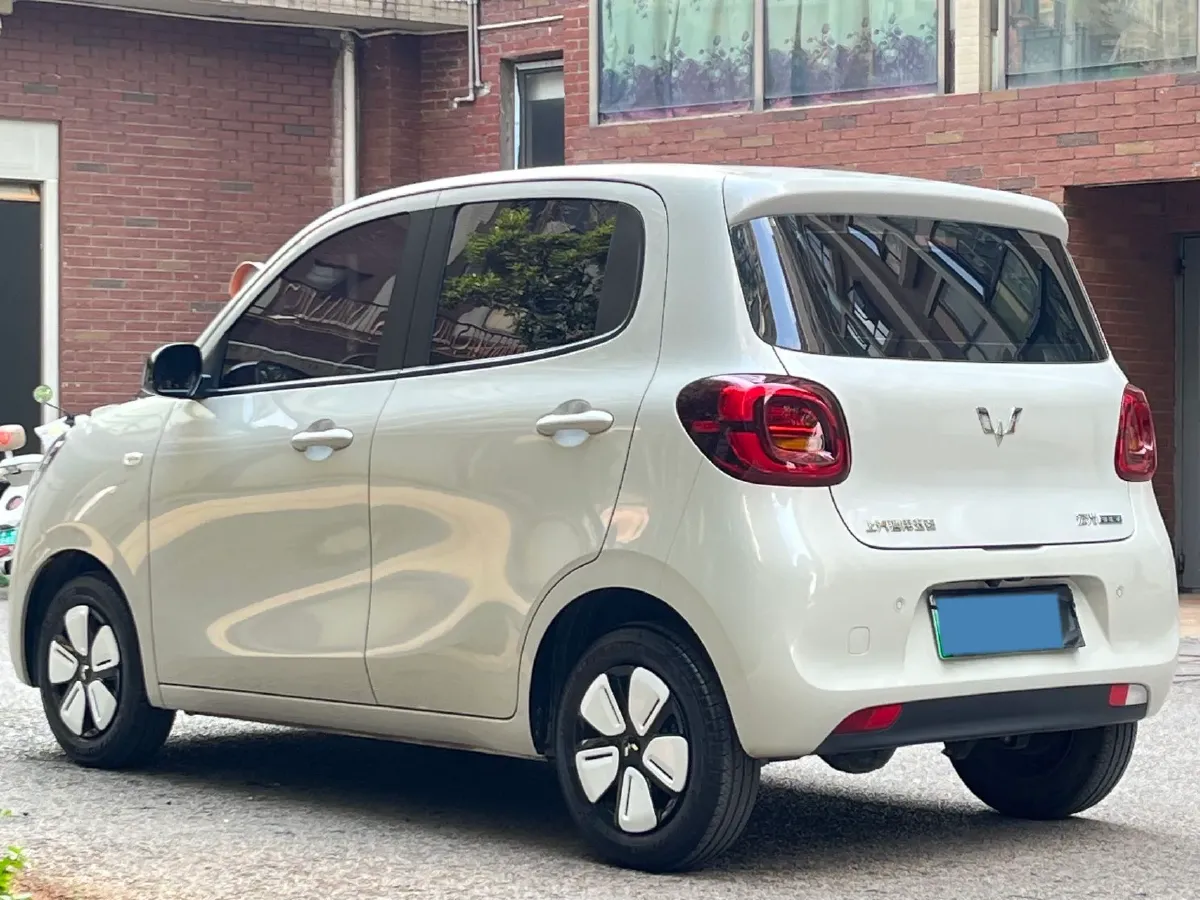 2025 WuLing HongGuang MINI EV BEV 16.2KWH,autocango,china used car exporter,china ev exporter,chinese used car exporter,chinese used ev exporter