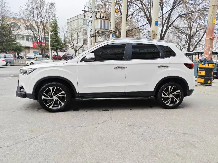 2019 Bestune X40 1.6L 114HP L4 5MT,autocango,china used car exporter,china ev exporter,chinese used car exporter,chinese used ev exporter