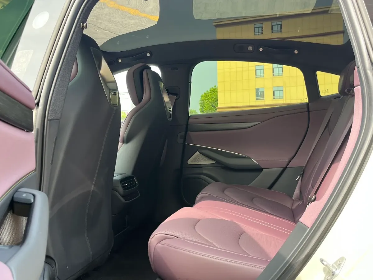 2024 MI SU7 BEV 94.3KWH,autocango,china used car exporter,china ev exporter,chinese used car exporter,chinese used ev exporter