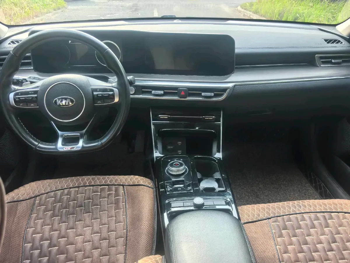 2020 Kia K5 2.0T 240HP L4 8AT,autocango,china used car exporter,china ev exporter,chinese used car exporter,chinese used ev exporter