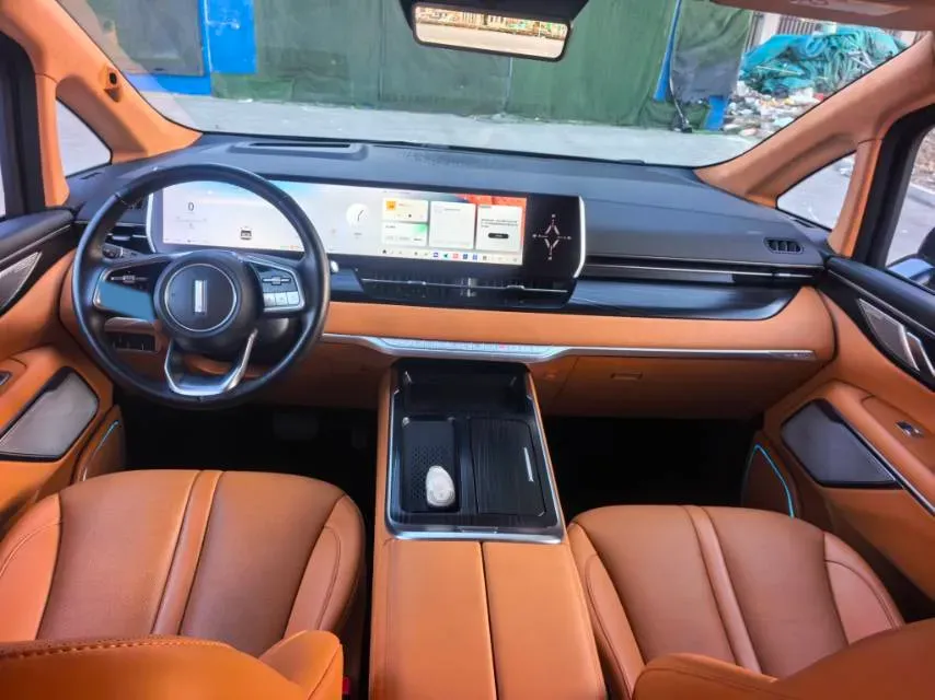 2024 Voyah ZhuiGuang 1.5T 136HP L4 PHEV 43KWH,autocango,china used car exporter,china ev exporter,chinese used car exporter,chinese used ev exporter