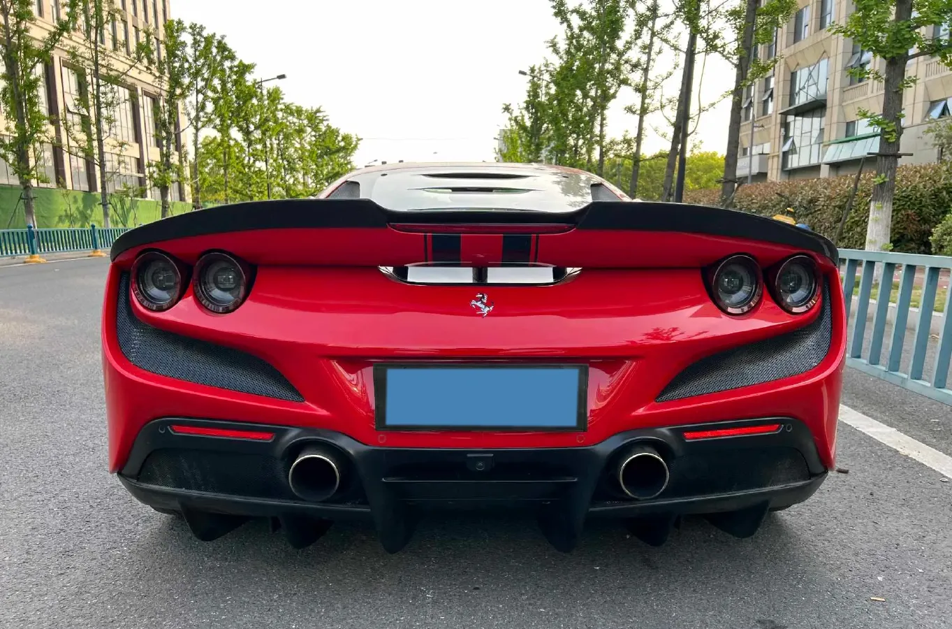 2019 Aston Martin DB11 5.2T 639HP V12 8AT,autocango,china used car exporter,china ev exporter,chinese used car exporter,chinese used ev exporter