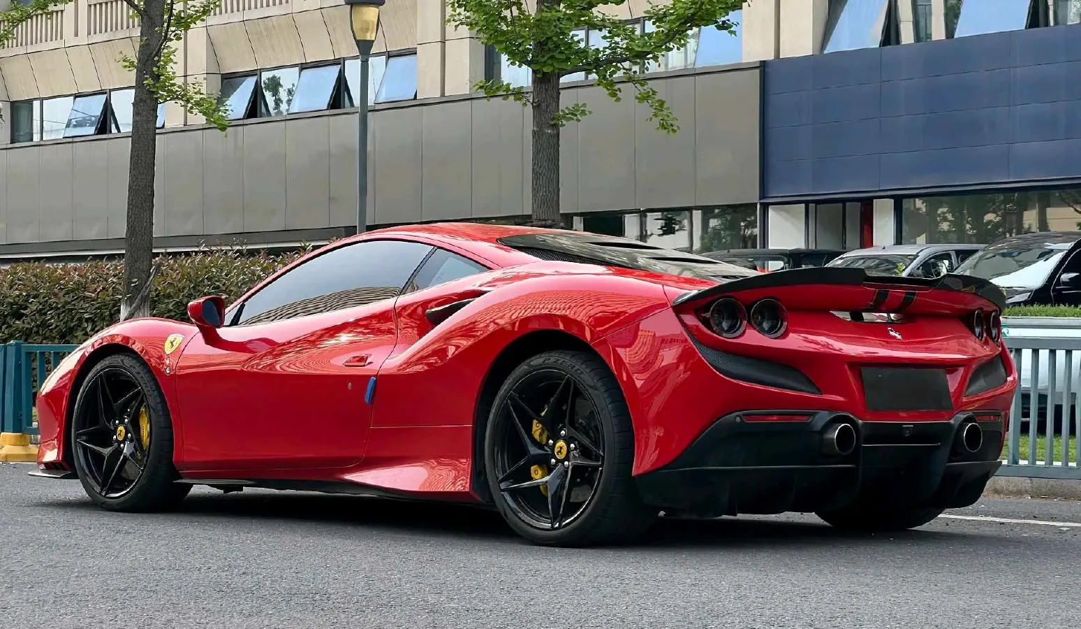 2019 Aston Martin DB11 5.2T 639HP V12 8AT,autocango,china used car exporter,china ev exporter,chinese used car exporter,chinese used ev exporter