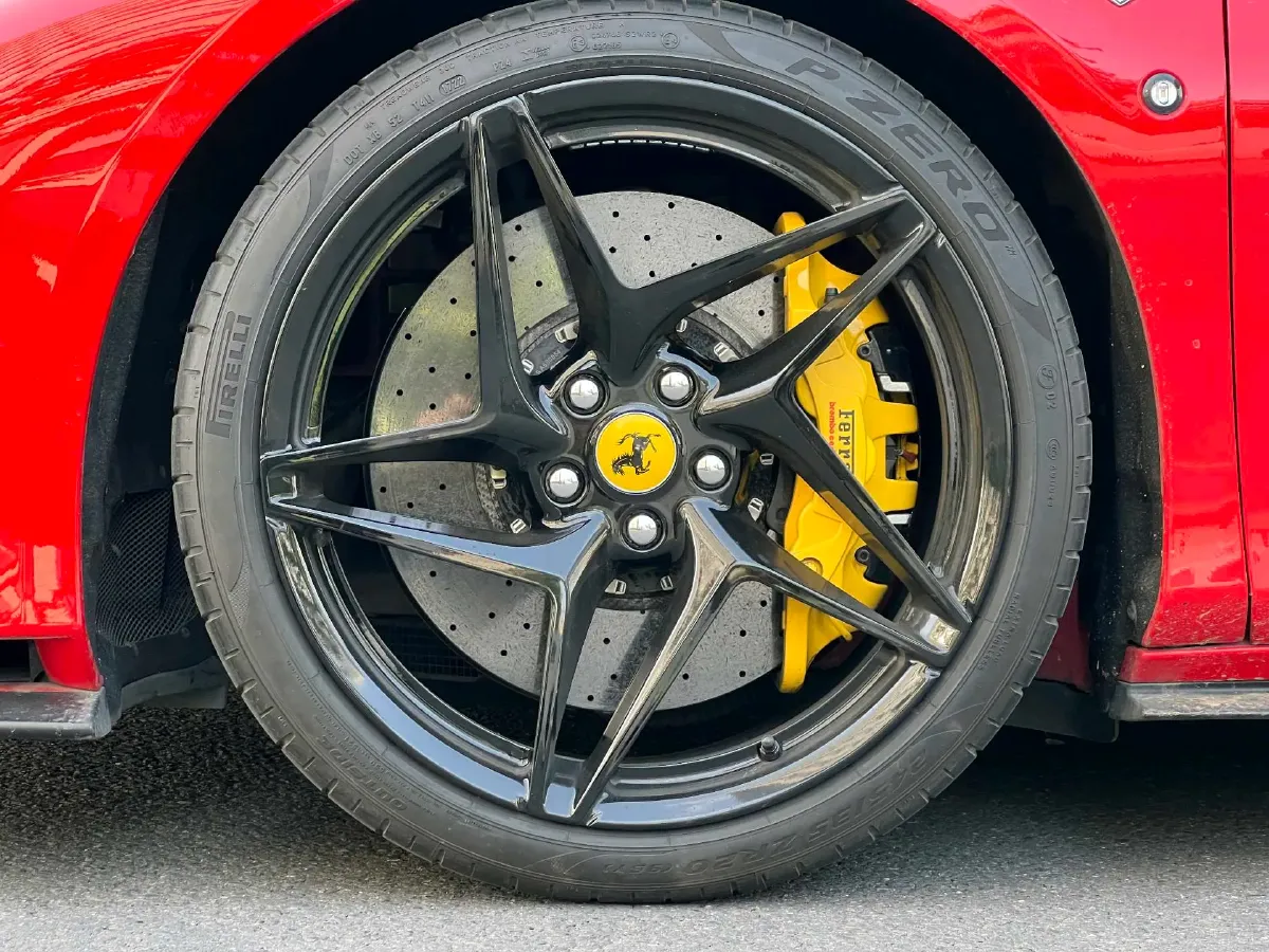 2019 Aston Martin DB11 5.2T 639HP V12 8AT,autocango,china used car exporter,china ev exporter,chinese used car exporter,chinese used ev exporter