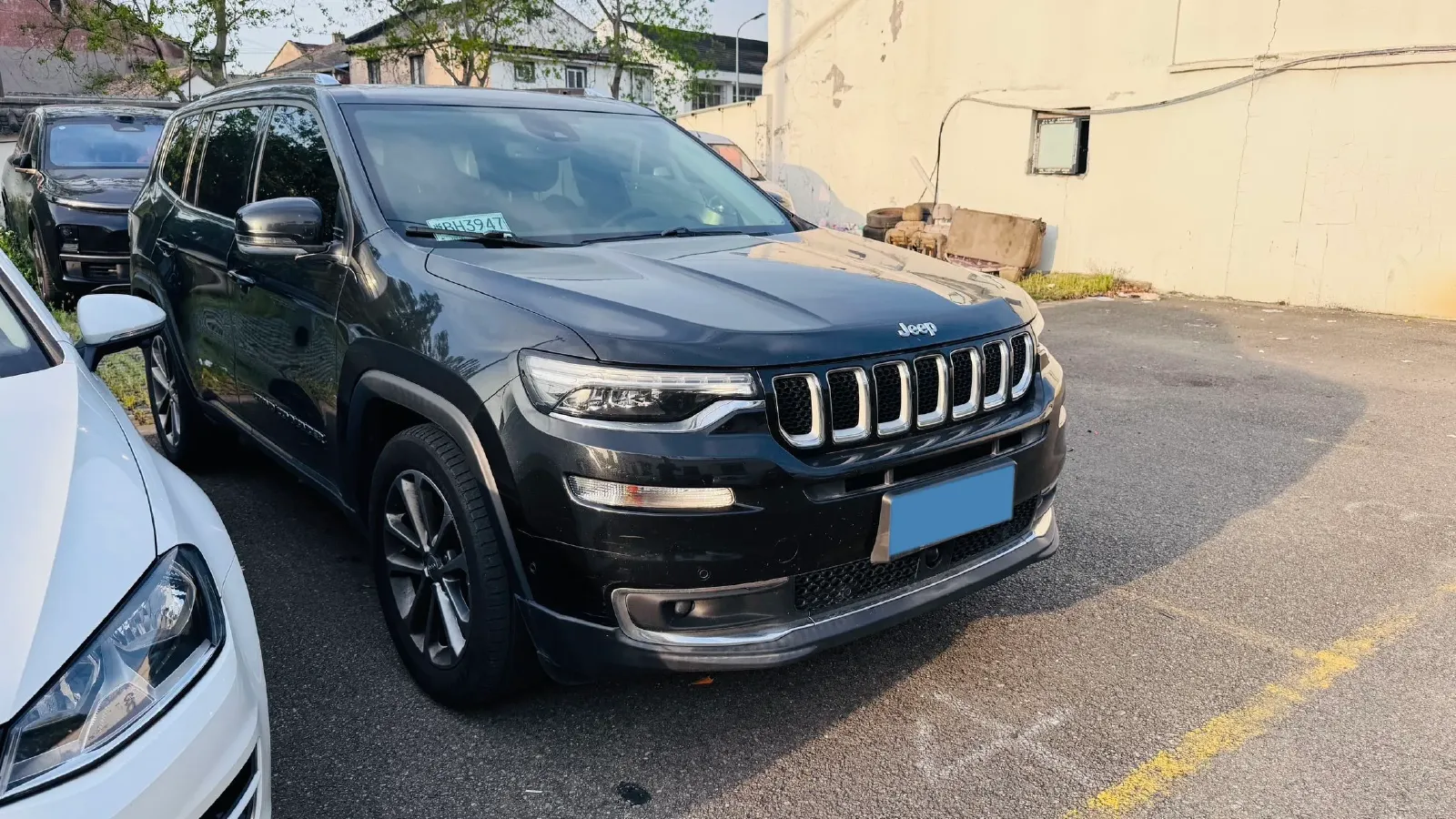 2018 Jeep Grand Commander 2.0T 265HP L4 9AT,autocango,china used car exporter,china ev exporter,chinese used car exporter,chinese used ev exporter