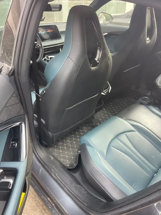 2025 MG 7 2.0T 261HP L4 9AT,autocango,china used car exporter,china ev exporter,chinese used car exporter,chinese used ev exporter