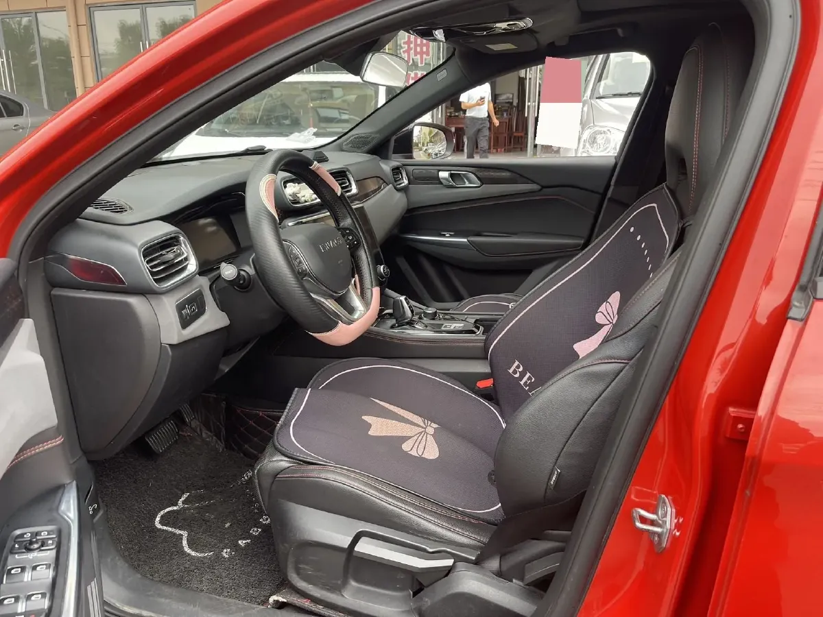 2019 Qoros 5 1.6T 197HP L4 7DCT,autocango,china used car exporter,china ev exporter,chinese used car exporter,chinese used ev exporter