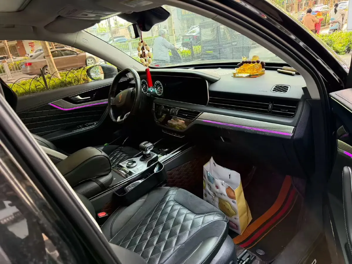 2019 HongQi HS5 2.0T 224HP L4 6AT,autocango,china used car exporter,china ev exporter,chinese used car exporter,chinese used ev exporter