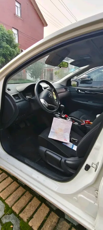 2020 Nissan Tiida 1.6L 126HP L4 CVT,autocango,china used car exporter,china ev exporter,chinese used car exporter,chinese used ev exporter