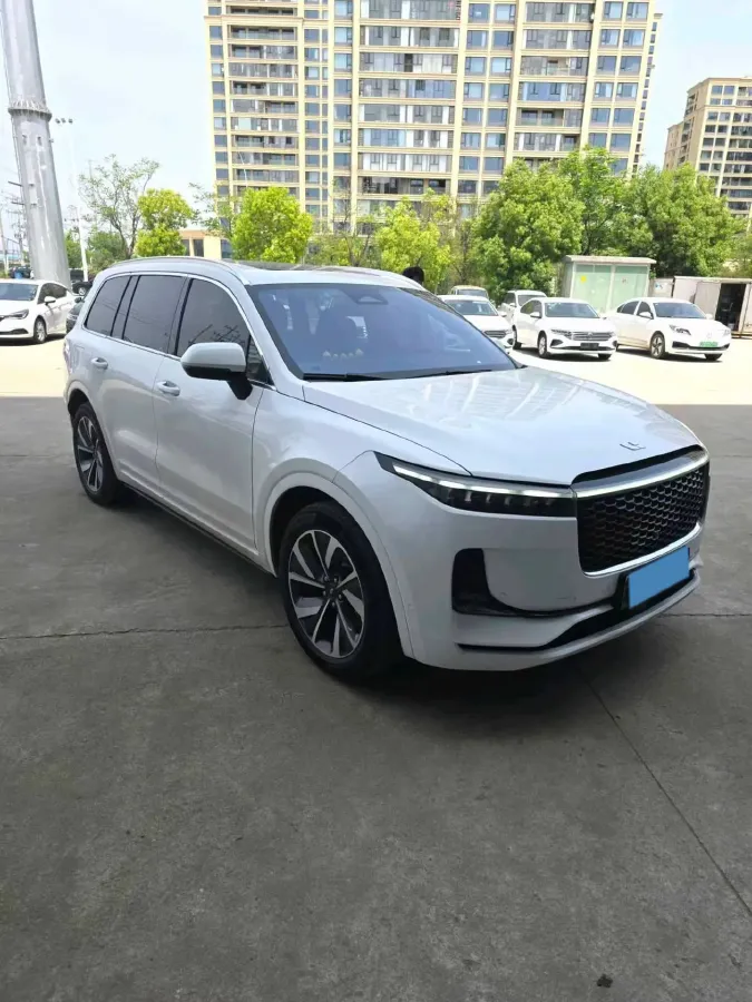 2021 Li ONE Range Extended 131HP REEV 40.5KWH,autocango,china used car exporter,china ev exporter,chinese used car exporter,chinese used ev exporter