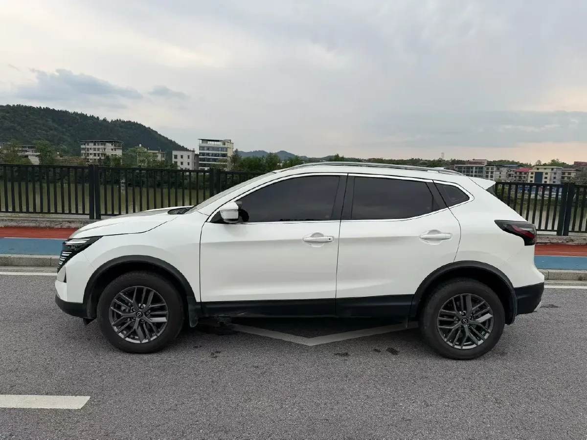 2025 Nissan Qashqai 2.0L 151HP L4 CVT,autocango,china used car exporter,china ev exporter,chinese used car exporter,chinese used ev exporter