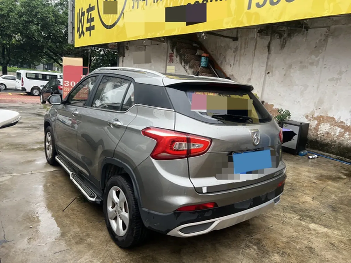 2017 BaoJun 310W 1.5L 105HP L4 6MT,autocango,china used car exporter,china ev exporter,chinese used car exporter,chinese used ev exporter
