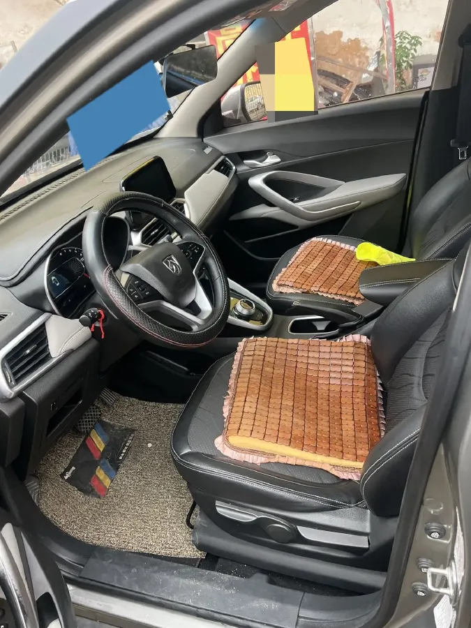 2017 BaoJun 310W 1.5L 105HP L4 6MT,autocango,china used car exporter,china ev exporter,chinese used car exporter,chinese used ev exporter