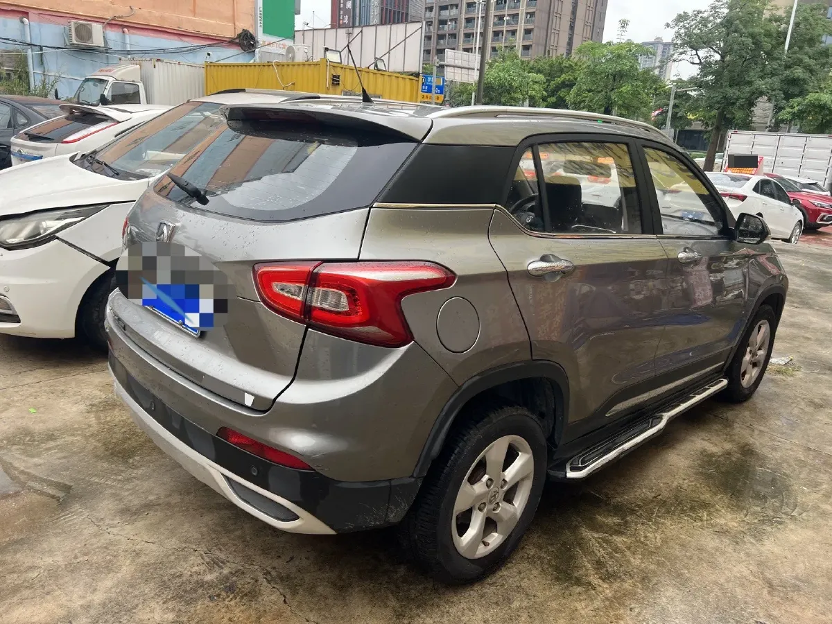 2017 BaoJun 310W 1.5L 105HP L4 6MT,autocango,china used car exporter,china ev exporter,chinese used car exporter,chinese used ev exporter