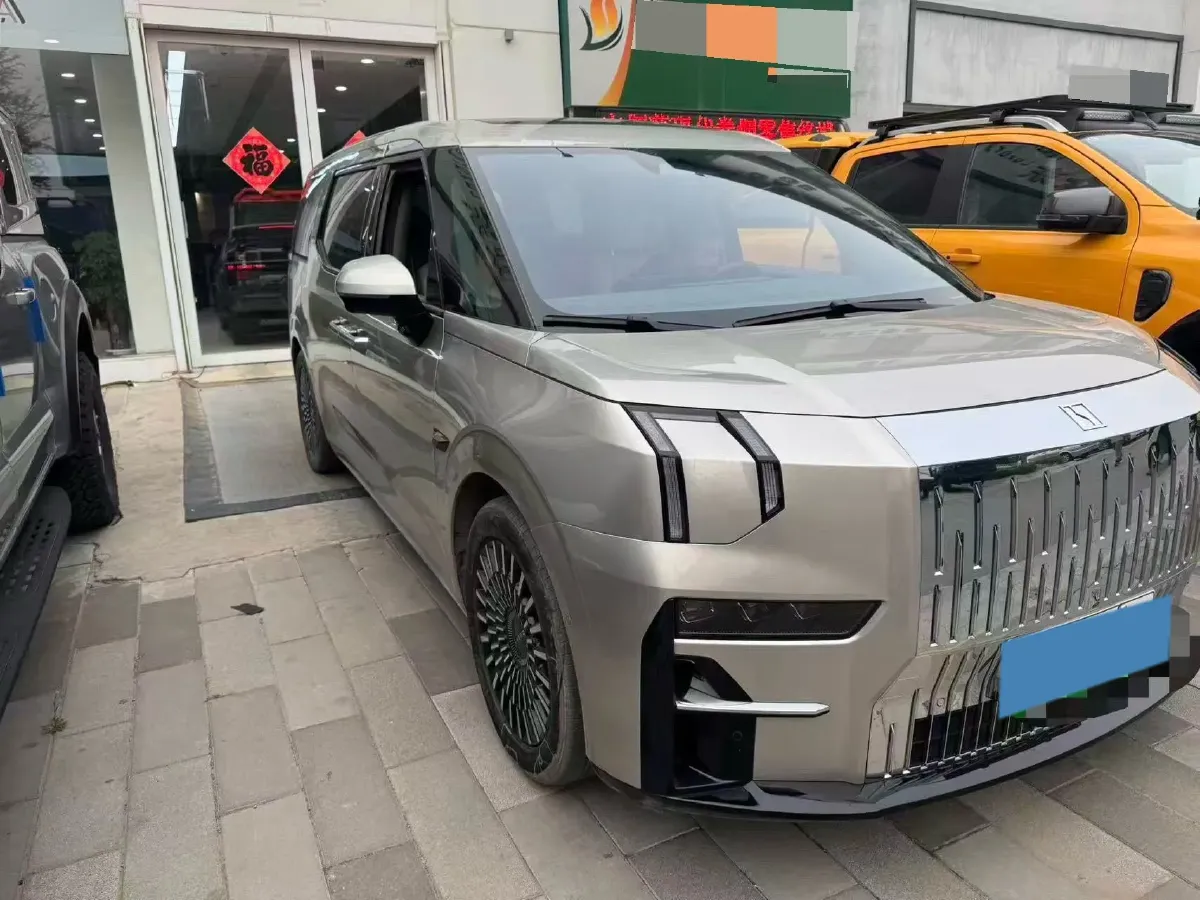 2022 Zeekr 009 BEV 140KWH,autocango,china used car exporter,china ev exporter,chinese used car exporter,chinese used ev exporter