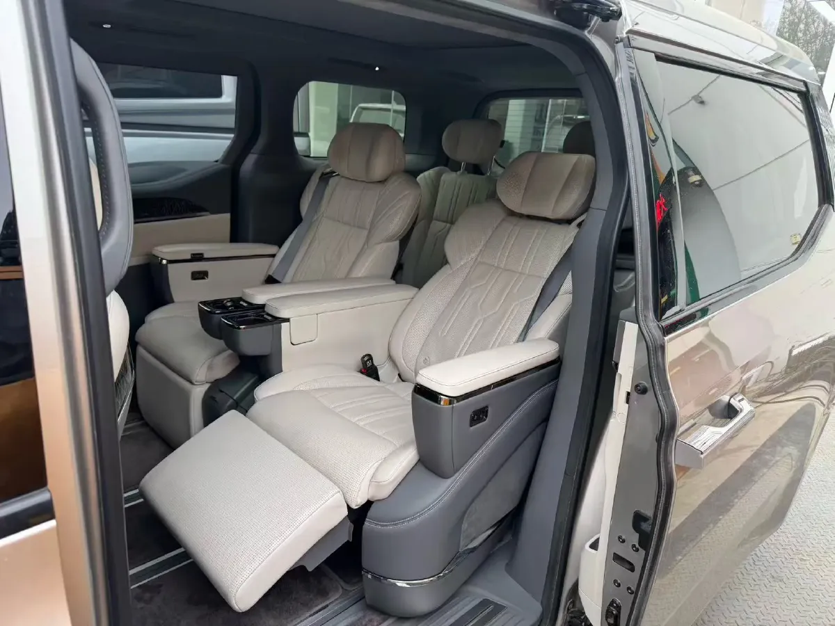 2022 Zeekr 009 BEV 140KWH,autocango,china used car exporter,china ev exporter,chinese used car exporter,chinese used ev exporter