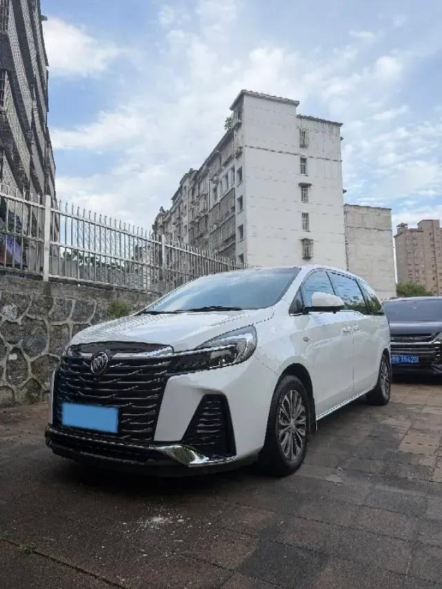 2023 Buick GL8 2.0T 237HP L4 9AT,autocango,china used car exporter,china ev exporter,chinese used car exporter,chinese used ev exporter