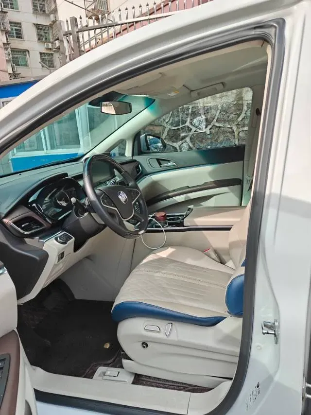 2023 Buick GL8 2.0T 237HP L4 9AT,autocango,china used car exporter,china ev exporter,chinese used car exporter,chinese used ev exporter