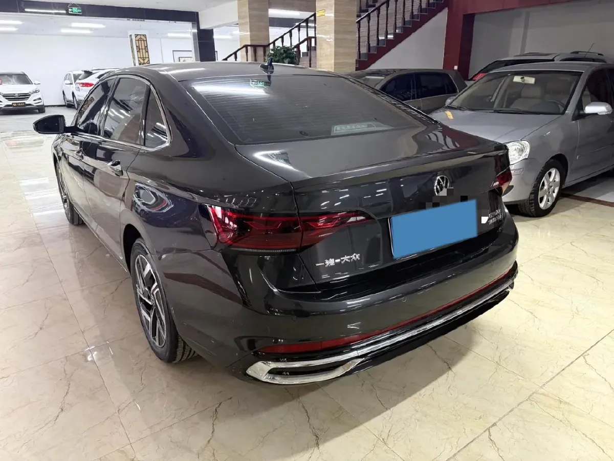 2024 Volkswagen Sagitar 1.5T 160HP L4 7DCT,autocango,china used car exporter,china ev exporter,chinese used car exporter,chinese used ev exporter
