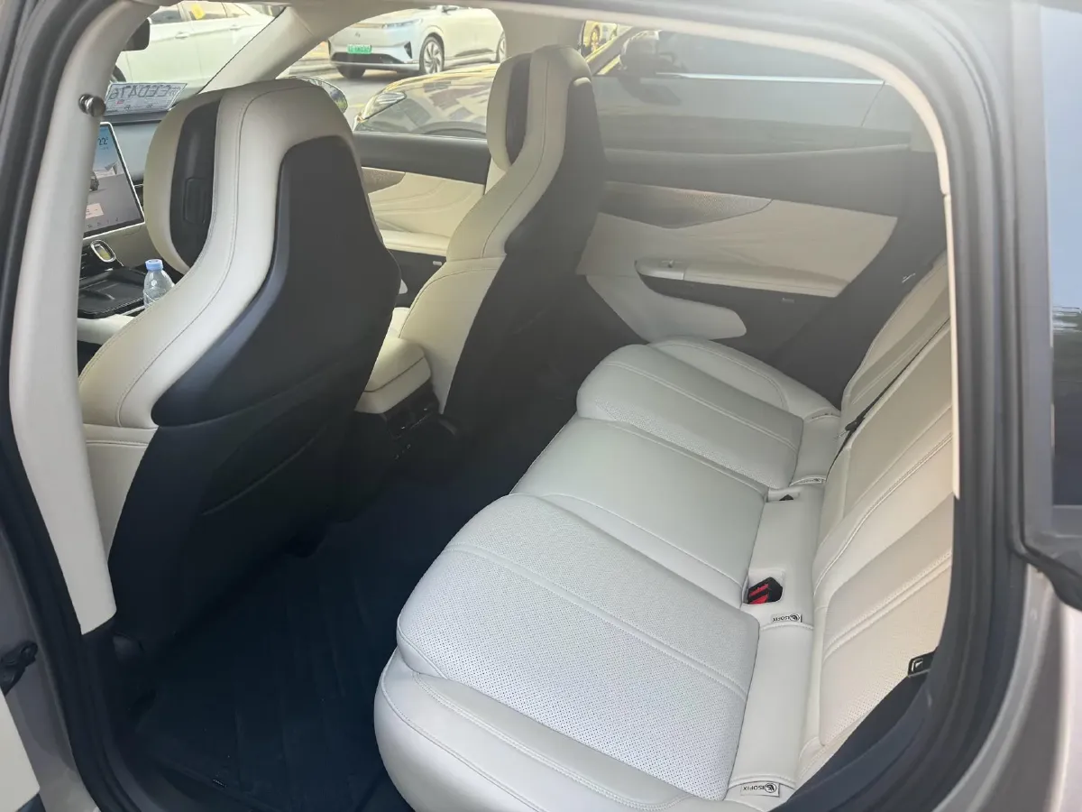 2026 LYNK&CO 07 EM-P 1.5T 163HP L4 3DHT PHEV,autocango,china used car exporter,china ev exporter,chinese used car exporter,chinese used ev exporter