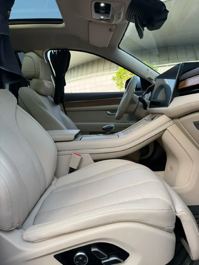 2024 AITO AITO M7 1.5T 152HP L4 REEV 40KWH,autocango,china used car exporter,china ev exporter,chinese used car exporter,chinese used ev exporter