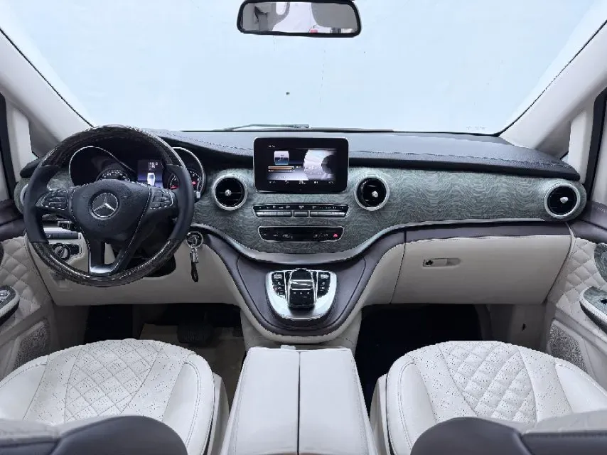 2018 Mercedes-Benz V Class 2.0T 211HP L4 7AT,autocango,china used car exporter,china ev exporter,chinese used car exporter,chinese used ev exporter