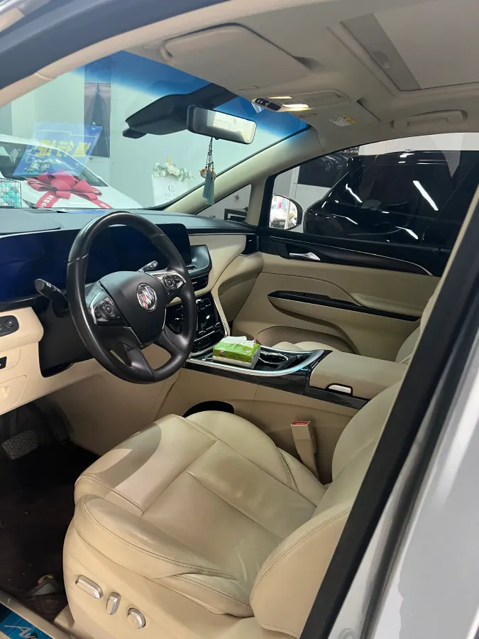 2023 Buick GL8 2.0T 237HP L4 9AT,autocango,china used car exporter,china ev exporter,chinese used car exporter,chinese used ev exporter