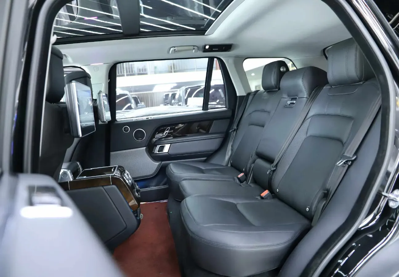 2021 Land Rover Range Rover 3.0T 400HP L6 8AT,autocango,china used car exporter,china ev exporter,chinese used car exporter,chinese used ev exporter