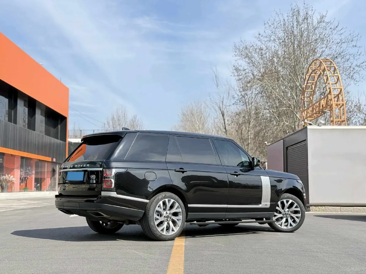 2021 Land Rover Range Rover 3.0T 400HP L6 8AT,autocango,china used car exporter,china ev exporter,chinese used car exporter,chinese used ev exporter