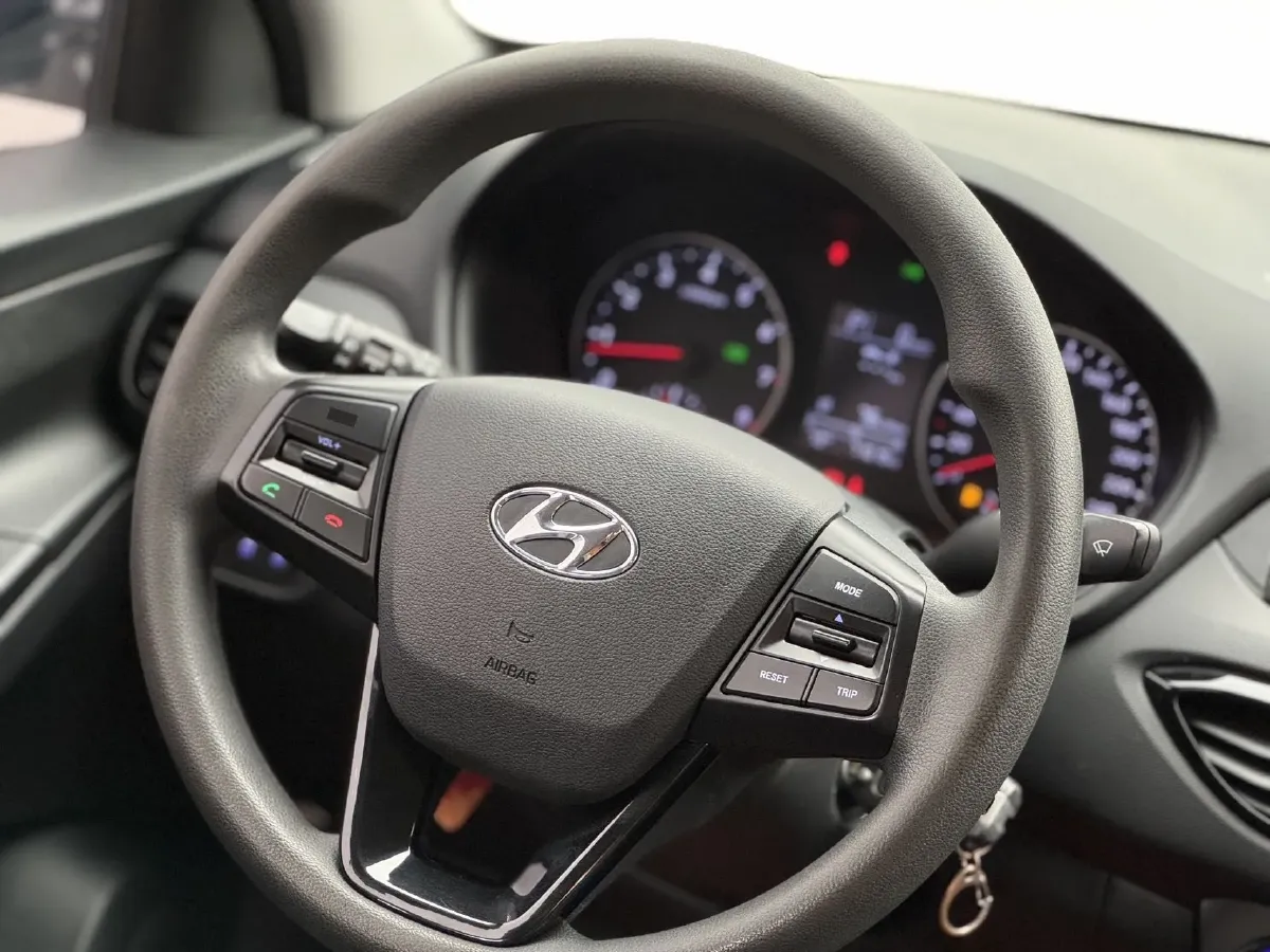 2020 Hyundai Celesta 1.6L 123HP L4 6AT,autocango,china used car exporter,china ev exporter,chinese used car exporter,chinese used ev exporter