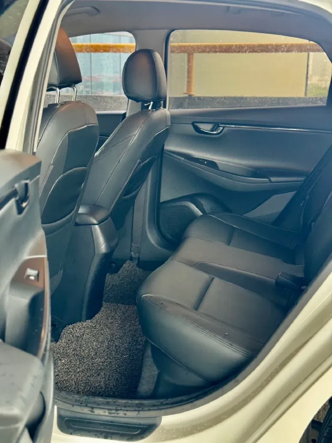 2020 Hyundai Celesta 1.6L 123HP L4 6AT,autocango,china used car exporter,china ev exporter,chinese used car exporter,chinese used ev exporter