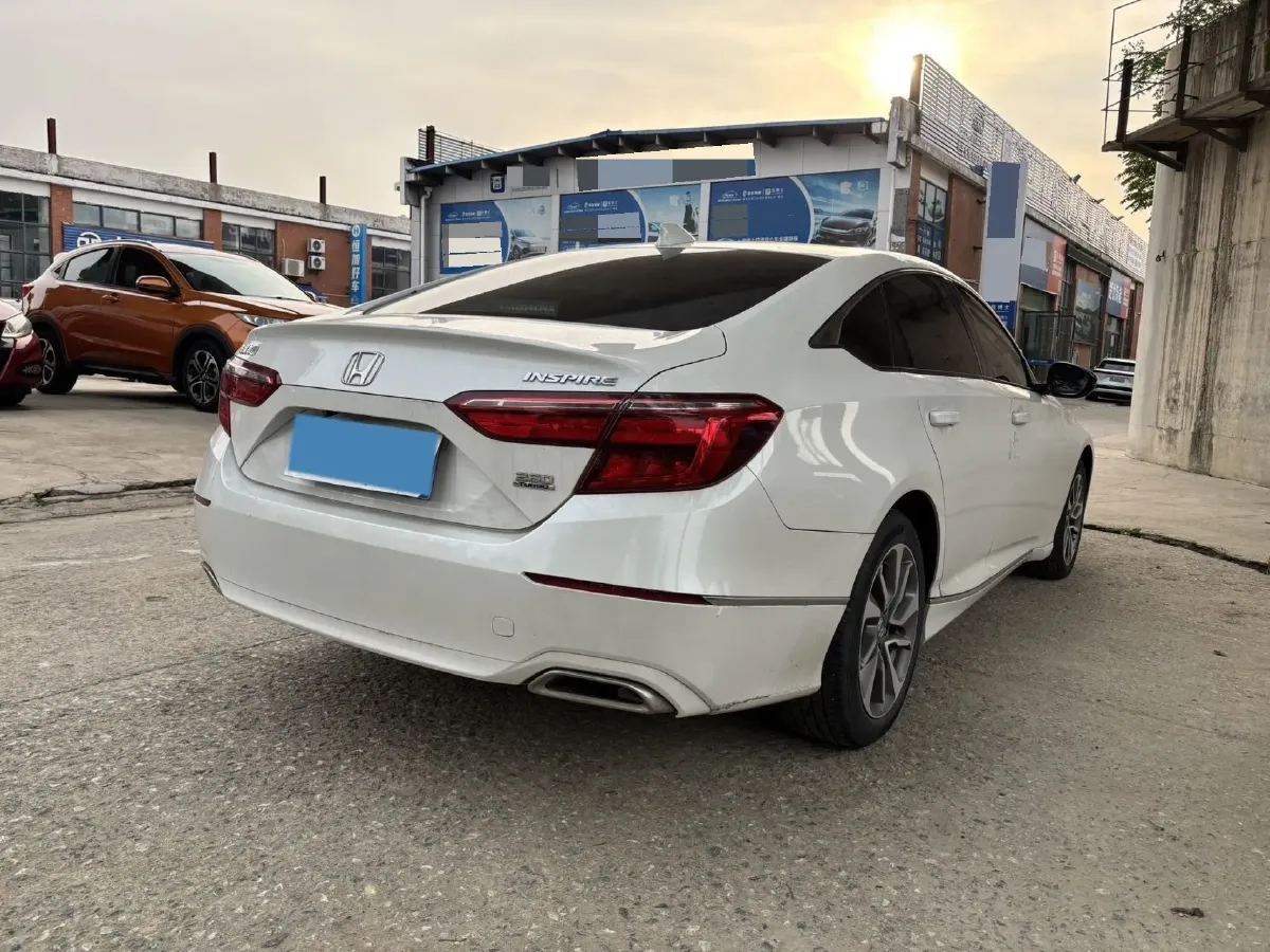 2019 Honda Inspire 1.5T 194HP L4 CVT,autocango,china used car exporter,china ev exporter,chinese used car exporter,chinese used ev exporter