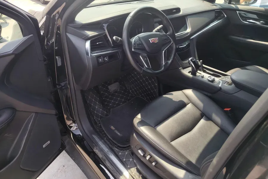 2021 Cadillac XT5 2.0T 237HP L4 9AT,autocango,china used car exporter,china ev exporter,chinese used car exporter,chinese used ev exporter