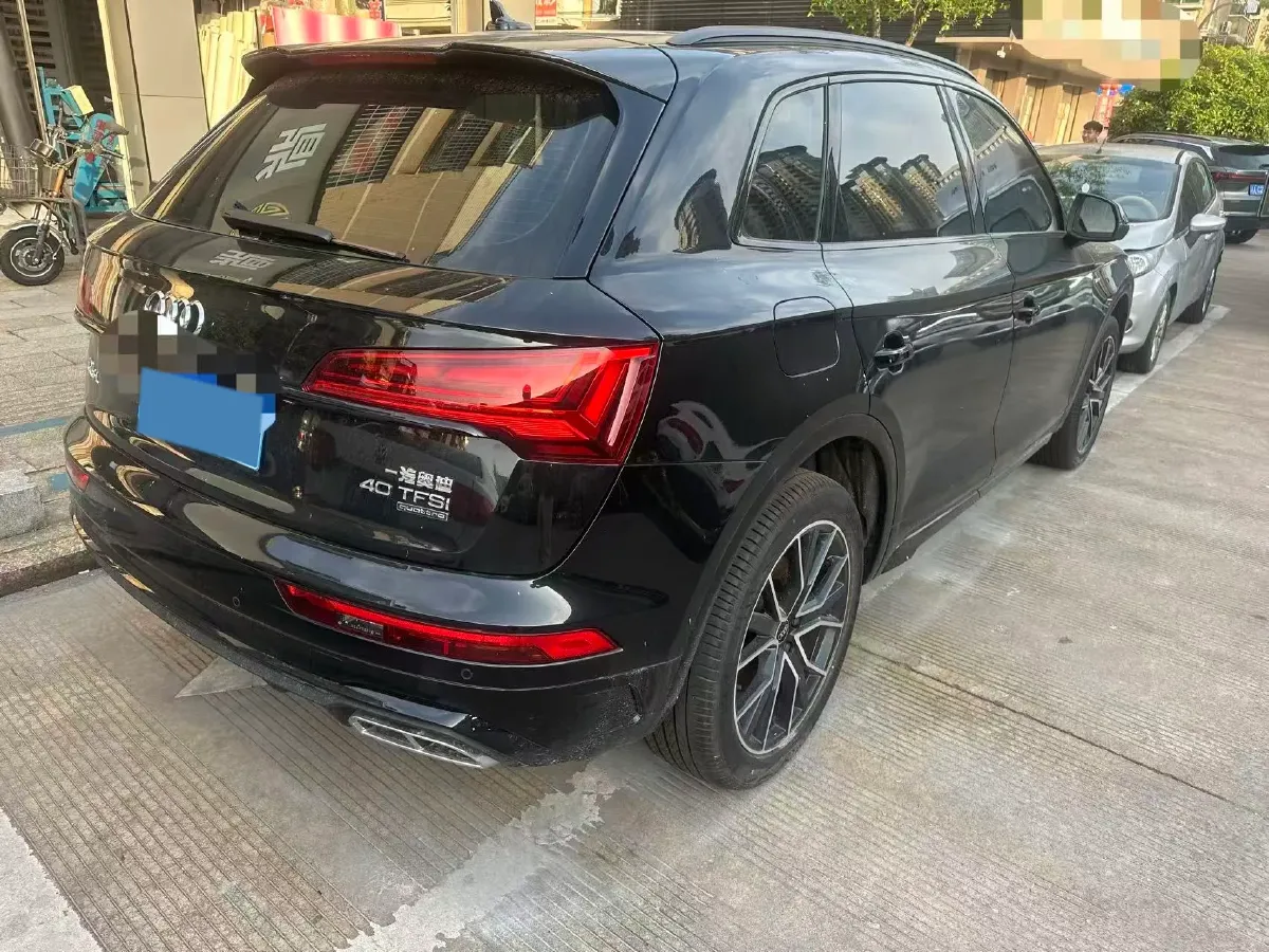 2025 Audi Q5L 2.0T 190HP L4 7DCT,autocango,china used car exporter,china ev exporter,chinese used car exporter,chinese used ev exporter