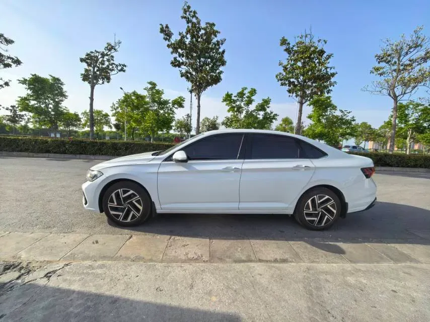 2024 Volkswagen Sagitar 1.5T 160HP L4 7DCT,autocango,china used car exporter,china ev exporter,chinese used car exporter,chinese used ev exporter