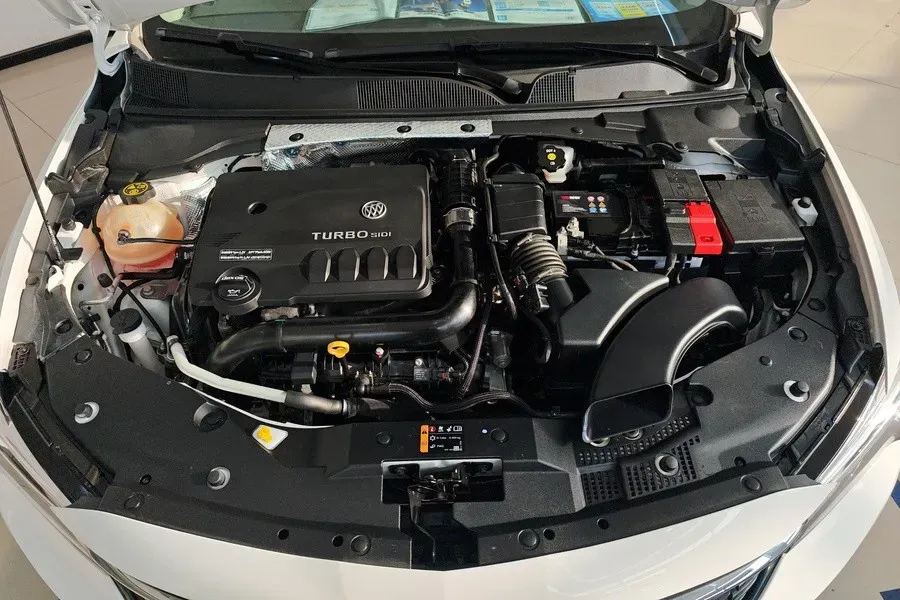 2022 Buick Verano 1.5T 184HP L4 CVT,autocango,china used car exporter,china ev exporter,chinese used car exporter,chinese used ev exporter