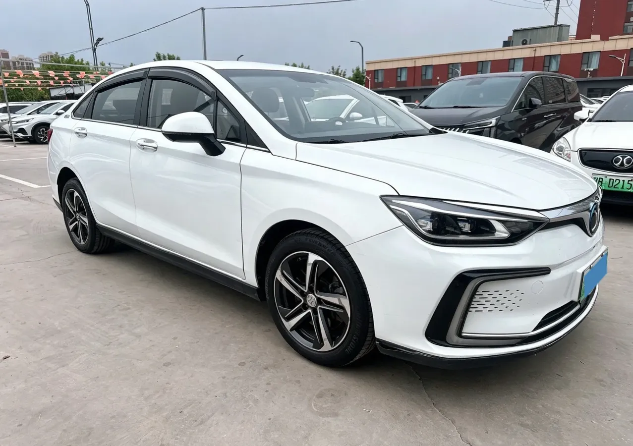 2018 BeiJing Auto EU5 BEV 60.23KWH,autocango,china used car exporter,china ev exporter,chinese used car exporter,chinese used ev exporter
