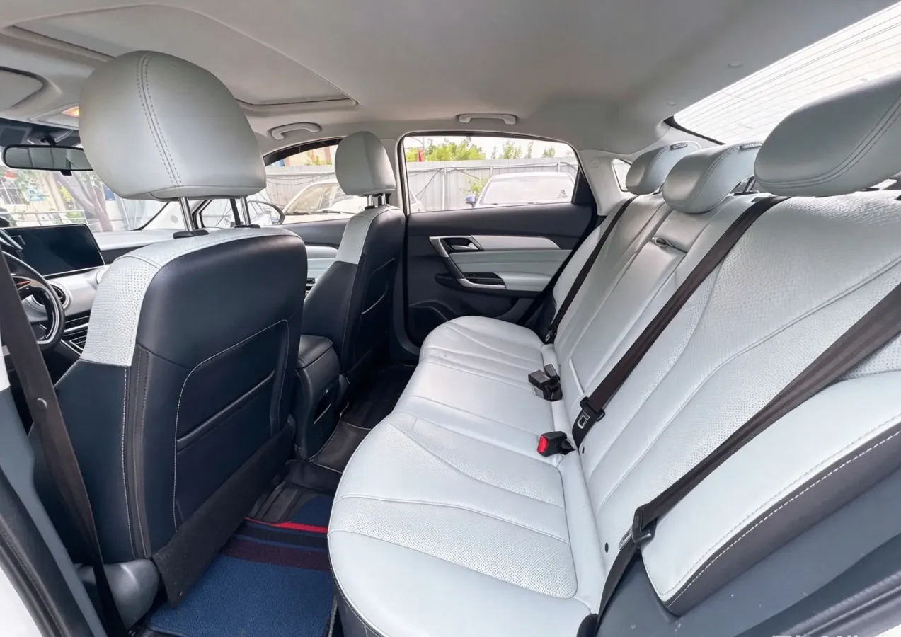 2018 BeiJing Auto EU5 BEV 60.23KWH,autocango,china used car exporter,china ev exporter,chinese used car exporter,chinese used ev exporter