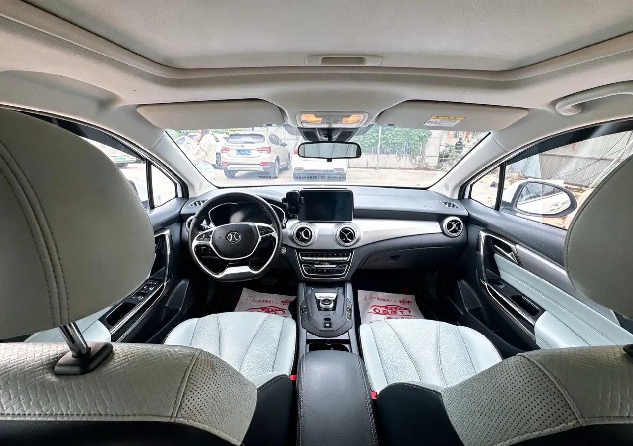 2018 BeiJing Auto EU5 BEV 60.23KWH,autocango,china used car exporter,china ev exporter,chinese used car exporter,chinese used ev exporter