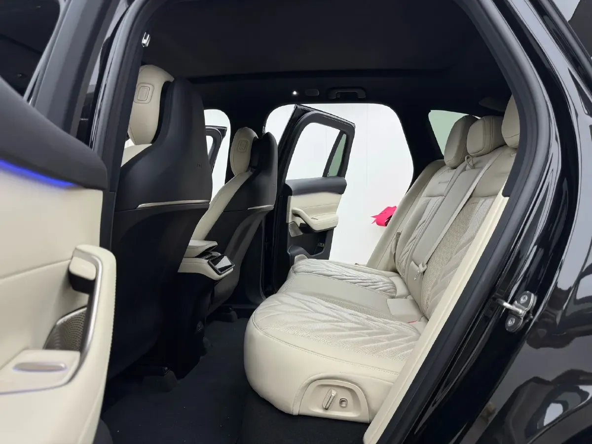 2025 NIO ES6 BEV,autocango,china used car exporter,china ev exporter,chinese used car exporter,chinese used ev exporter