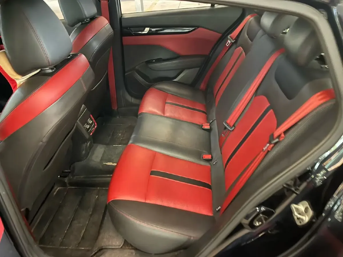 2021 DongFeng Aeolus YiXuan 1.5T 150HP L4 6DCT,autocango,china used car exporter,china ev exporter,chinese used car exporter,chinese used ev exporter