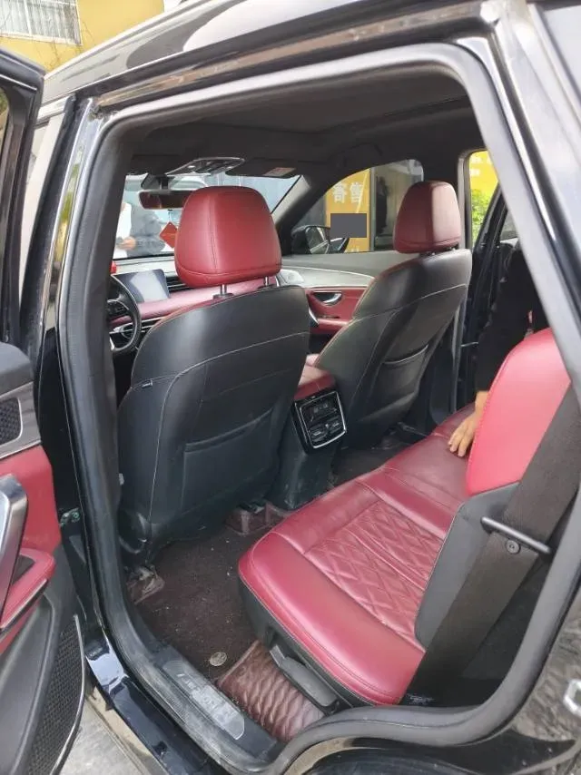 2023 ChangAn Oshan X7 Plus 1.5T 188HP L4 7DCT,autocango,china used car exporter,china ev exporter,chinese used car exporter,chinese used ev exporter