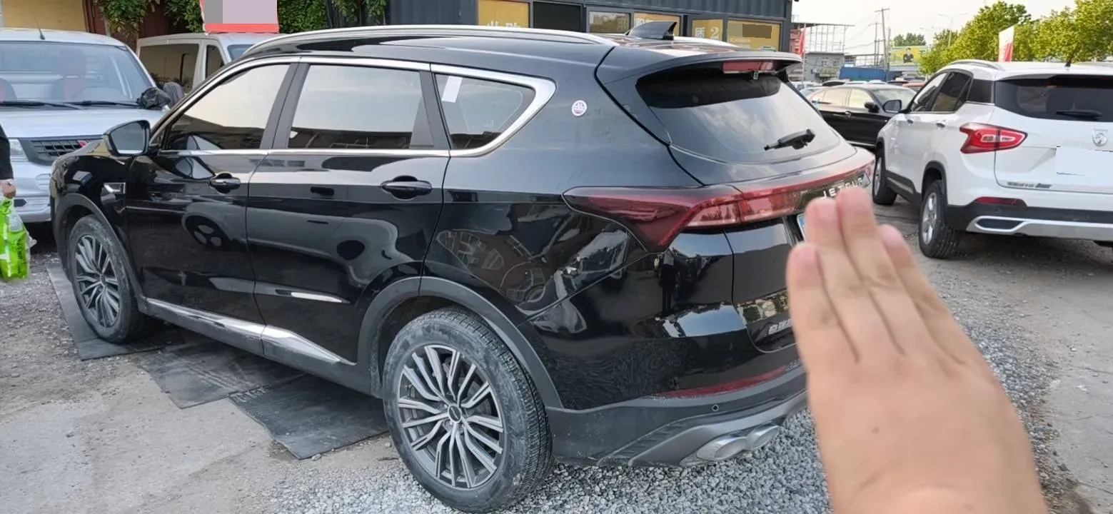 2023 ChangAn Oshan X7 Plus 1.5T 188HP L4 7DCT,autocango,china used car exporter,china ev exporter,chinese used car exporter,chinese used ev exporter