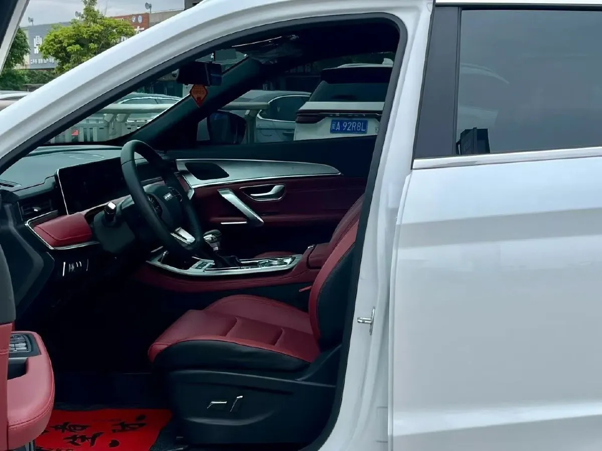 2025 Jetour X70 Plus 1.5T 156HP L4 CVT,autocango,china used car exporter,china ev exporter,chinese used car exporter,chinese used ev exporter