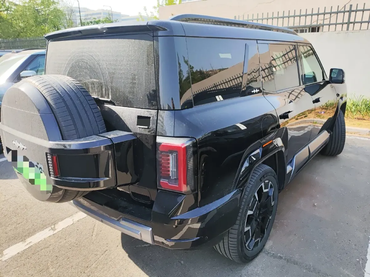 2025 FangChengBao Bao 8 2.0T 245HP L4 E-CVT PHEV 36.8KWH,autocango,china used car exporter,china ev exporter,chinese used car exporter,chinese used ev exporter