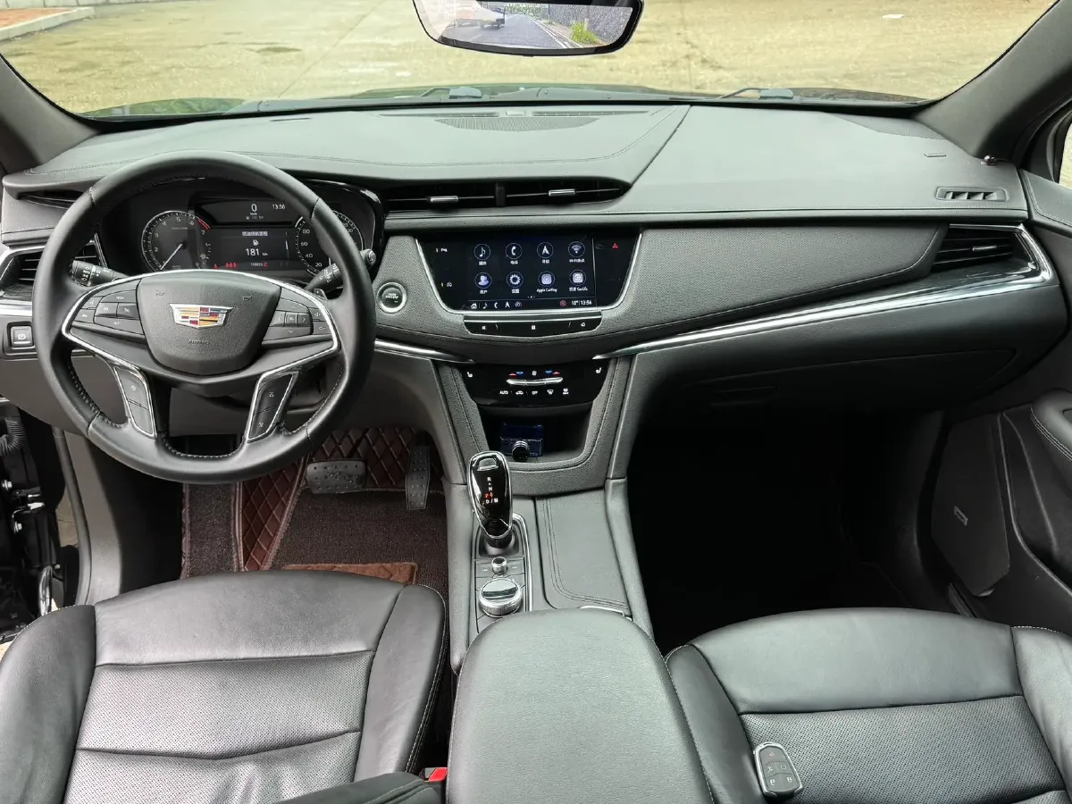 2020 Cadillac XT5 2.0T 237HP L4 9AT,autocango,china used car exporter,china ev exporter,chinese used car exporter,chinese used ev exporter