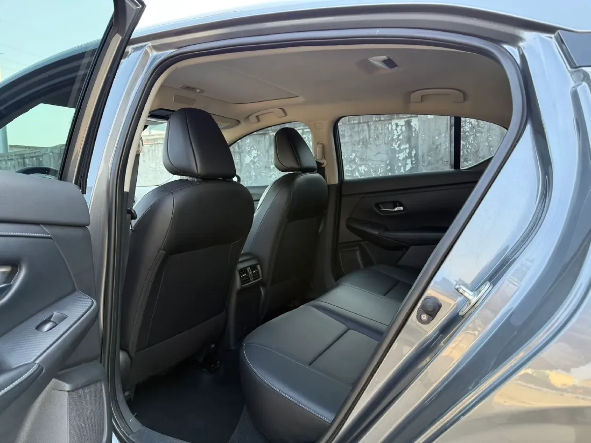 2022 Nissan Sylphy 1.6L 135HP L4 CVT,autocango,china used car exporter,china ev exporter,chinese used car exporter,chinese used ev exporter