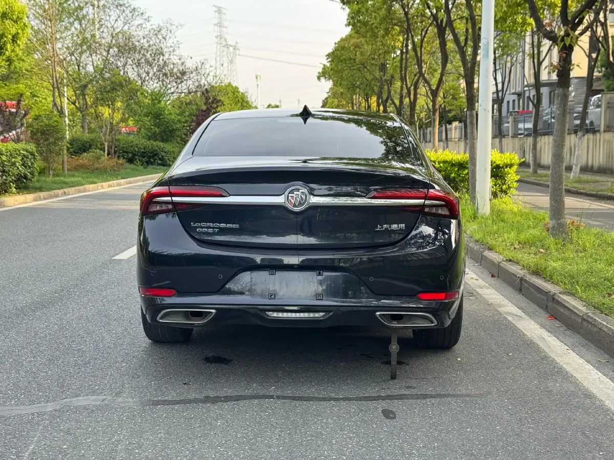 2014 Buick GL8 2.4L 186HP L4 6AT,autocango,china used car exporter,china ev exporter,chinese used car exporter,chinese used ev exporter