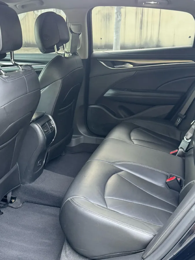 2014 Buick GL8 2.4L 186HP L4 6AT,autocango,china used car exporter,china ev exporter,chinese used car exporter,chinese used ev exporter